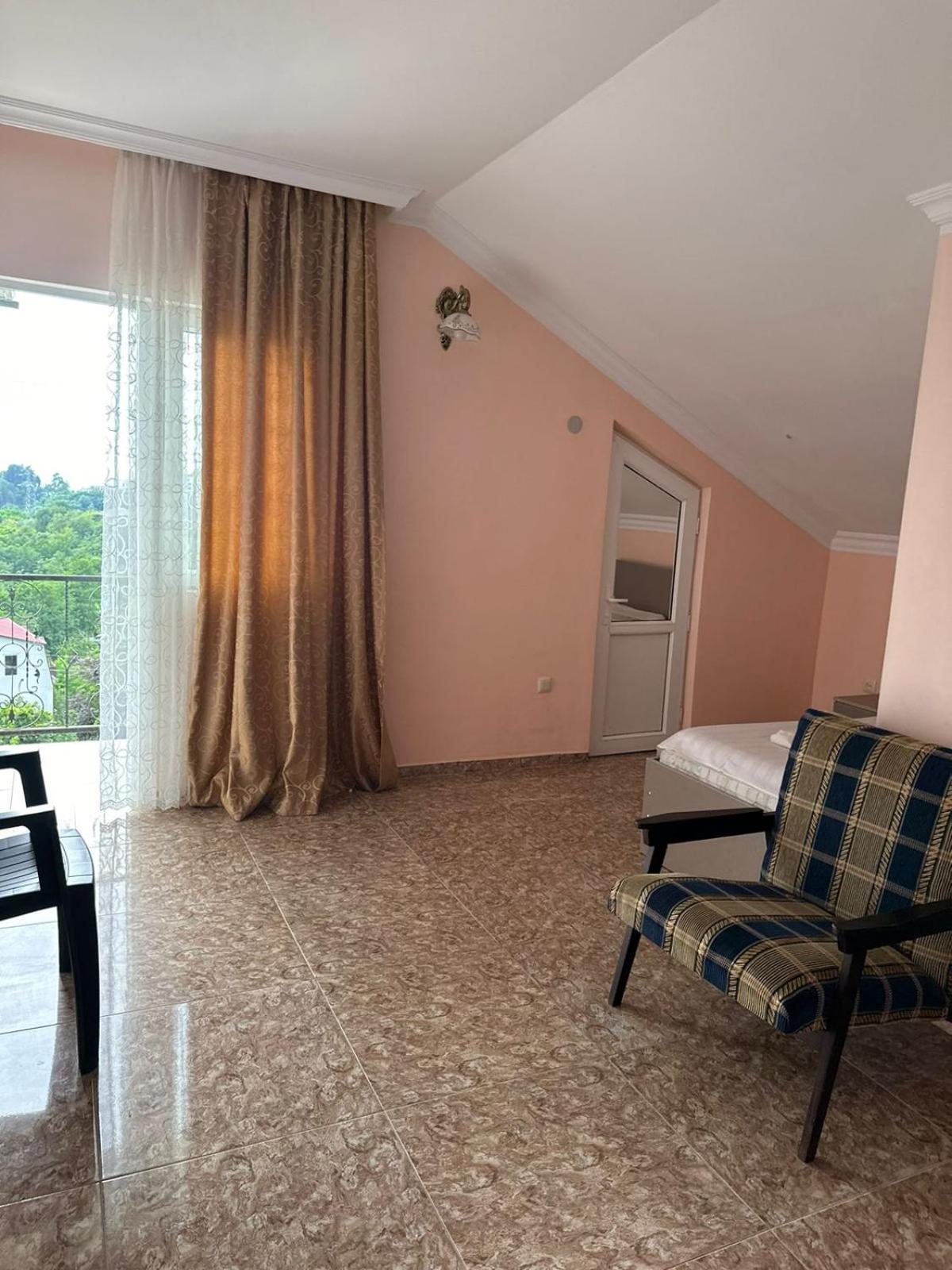 Shamil House Konuk evi Makhinjauri Dış mekan fotoğraf